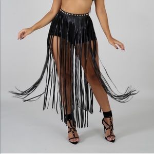 Fringe belt